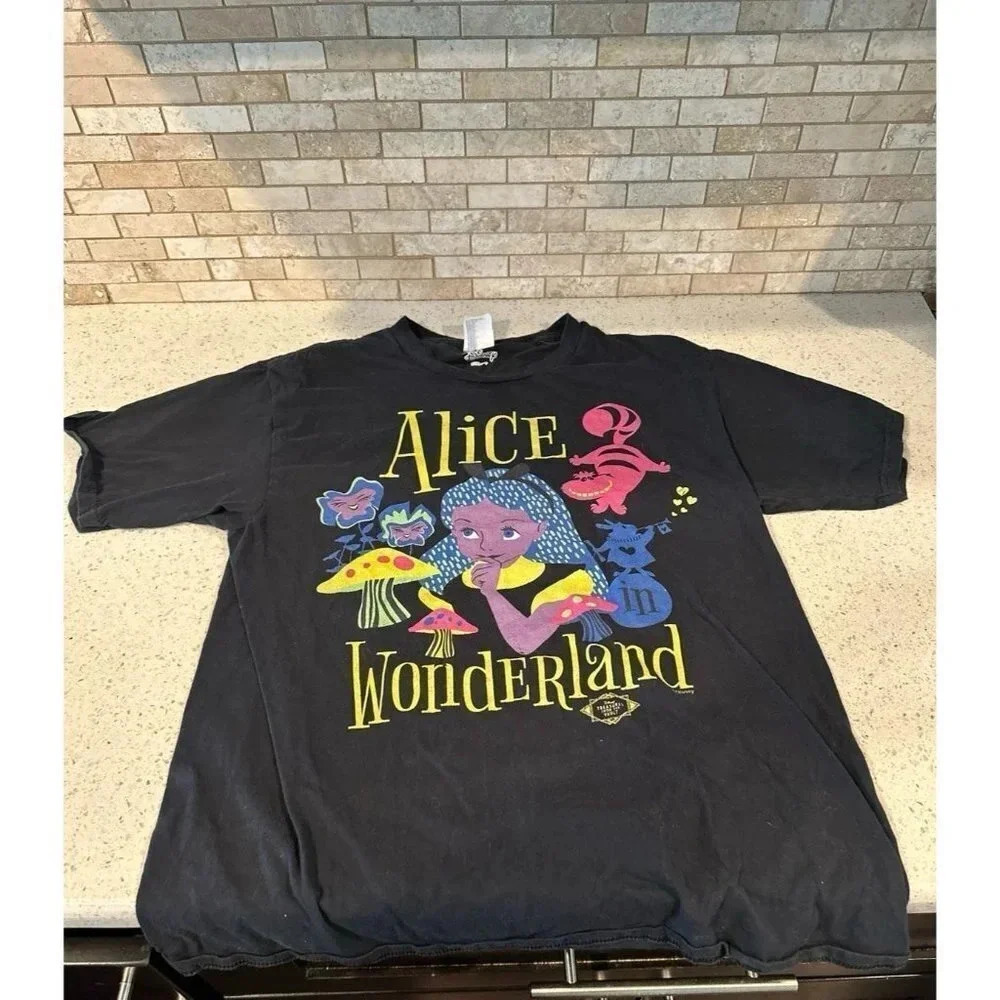 Disney Treasures from the Vault Alice in Wonderland T-shirt FB
